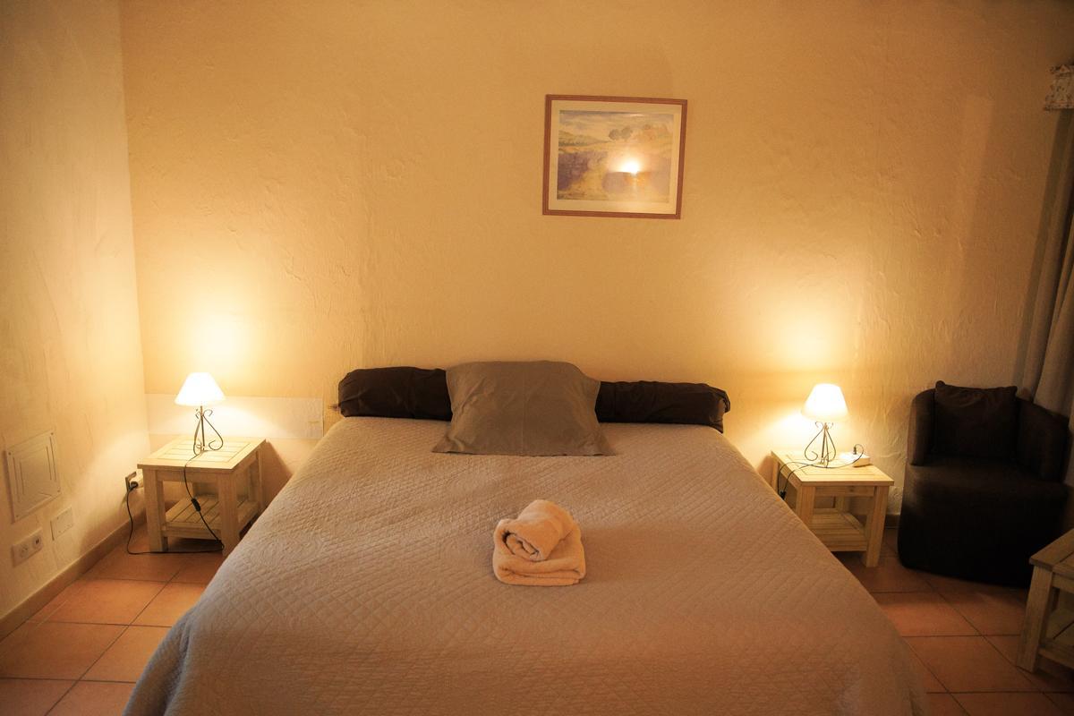 Bed and Breakfast Mas Des Vertes Rives Chateauneuf-de-Gadagne Экстерьер фото